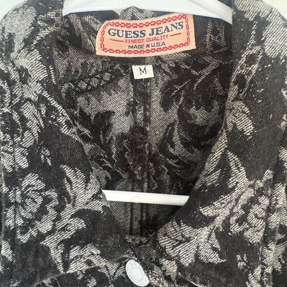 Vintage Guess Black and Gray Floral vest